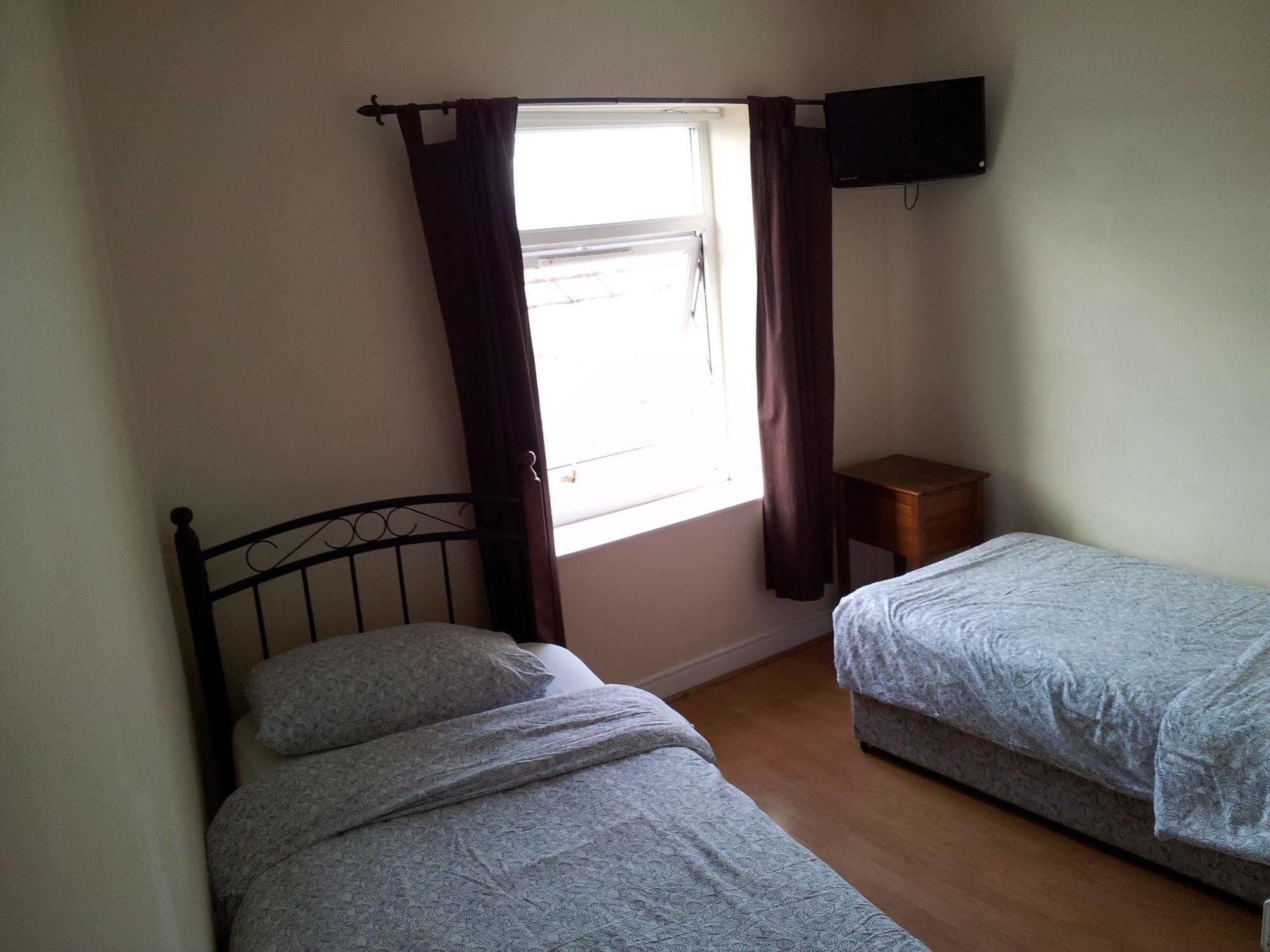 Ten Streets Bed & Breakfast Liverpool Extérieur photo