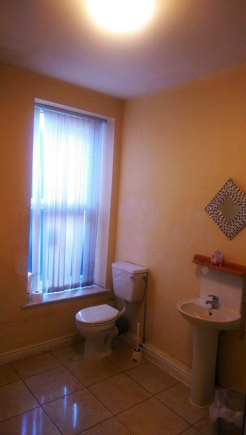 Ten Streets Bed & Breakfast Liverpool Extérieur photo